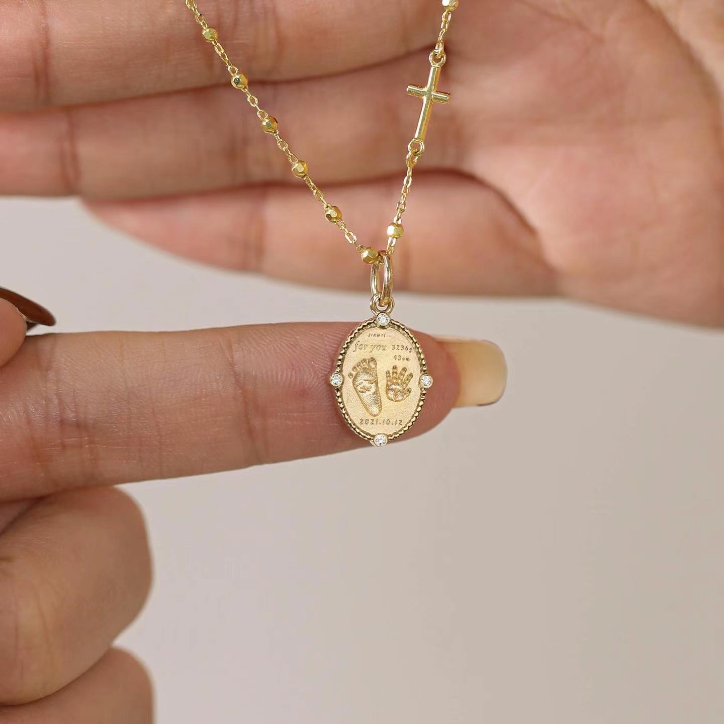 18K Gold Engravable Baby Handprint Footprint Necklace - Oval