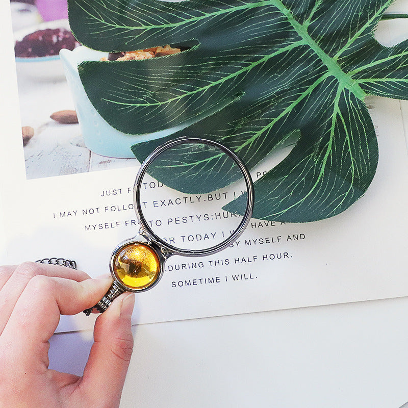 MAGNIFIER PENDANT NECKLACE
