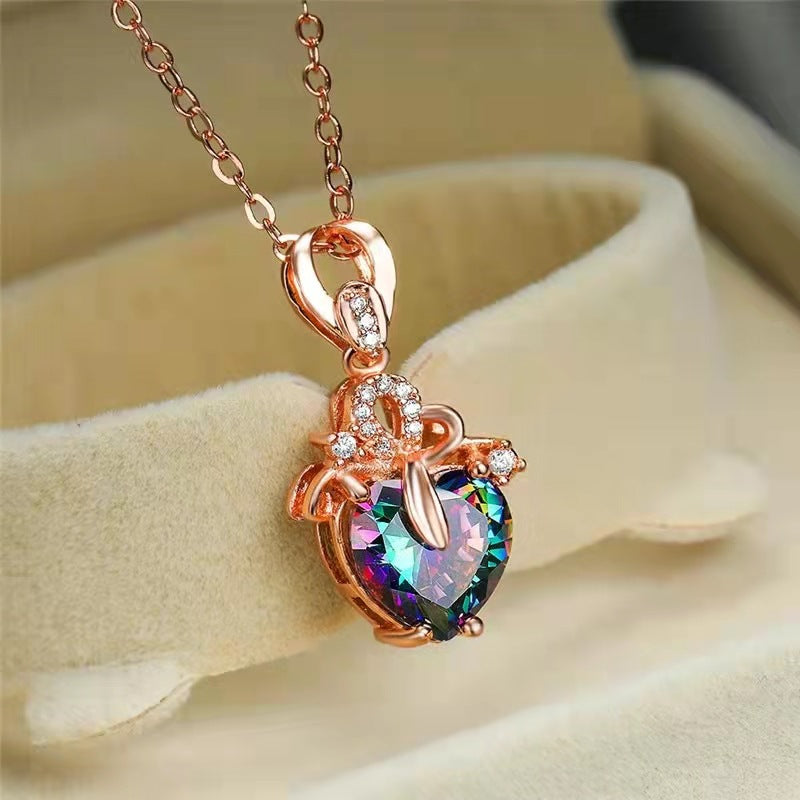 Heart-shaped diamond necklace