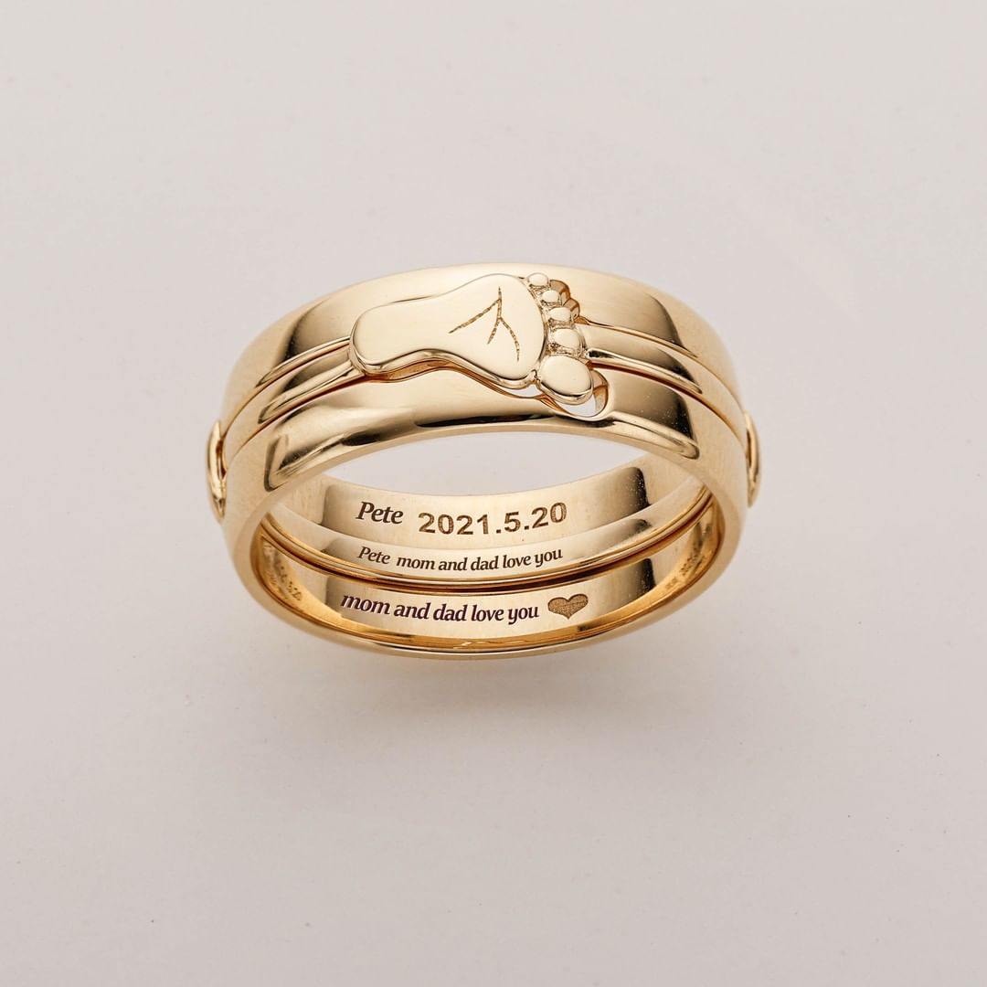 18K Gold Engravable Baby Footprint Couple Rings