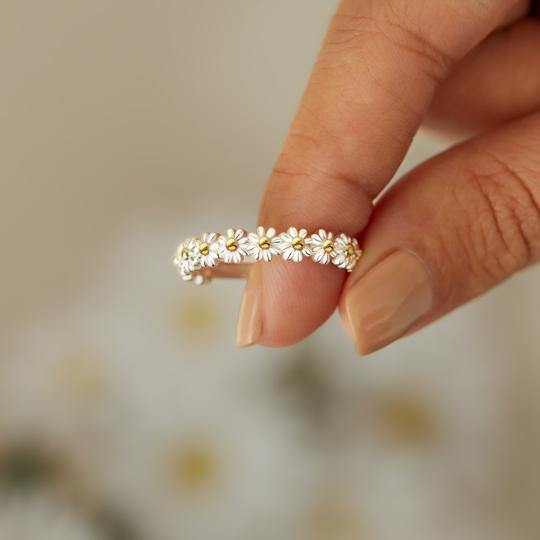 I THINK ABOUT YOU EVERY DAISY RING - TDC Jewellery